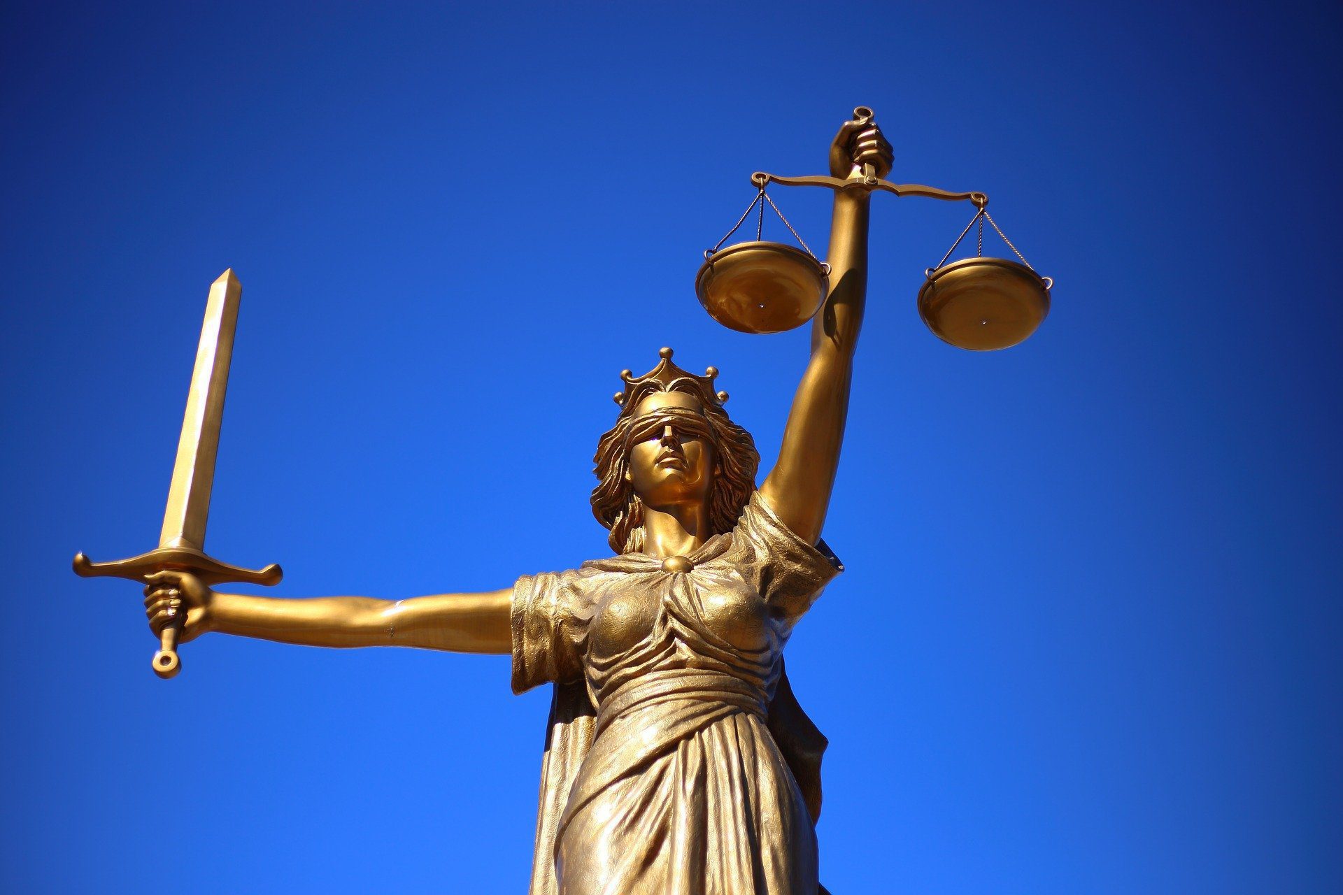 Dos profesores diseñan un tribunal en blockchain para sustituir terceras partes