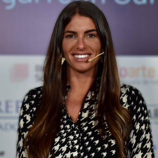 Agustina Perez Comenale