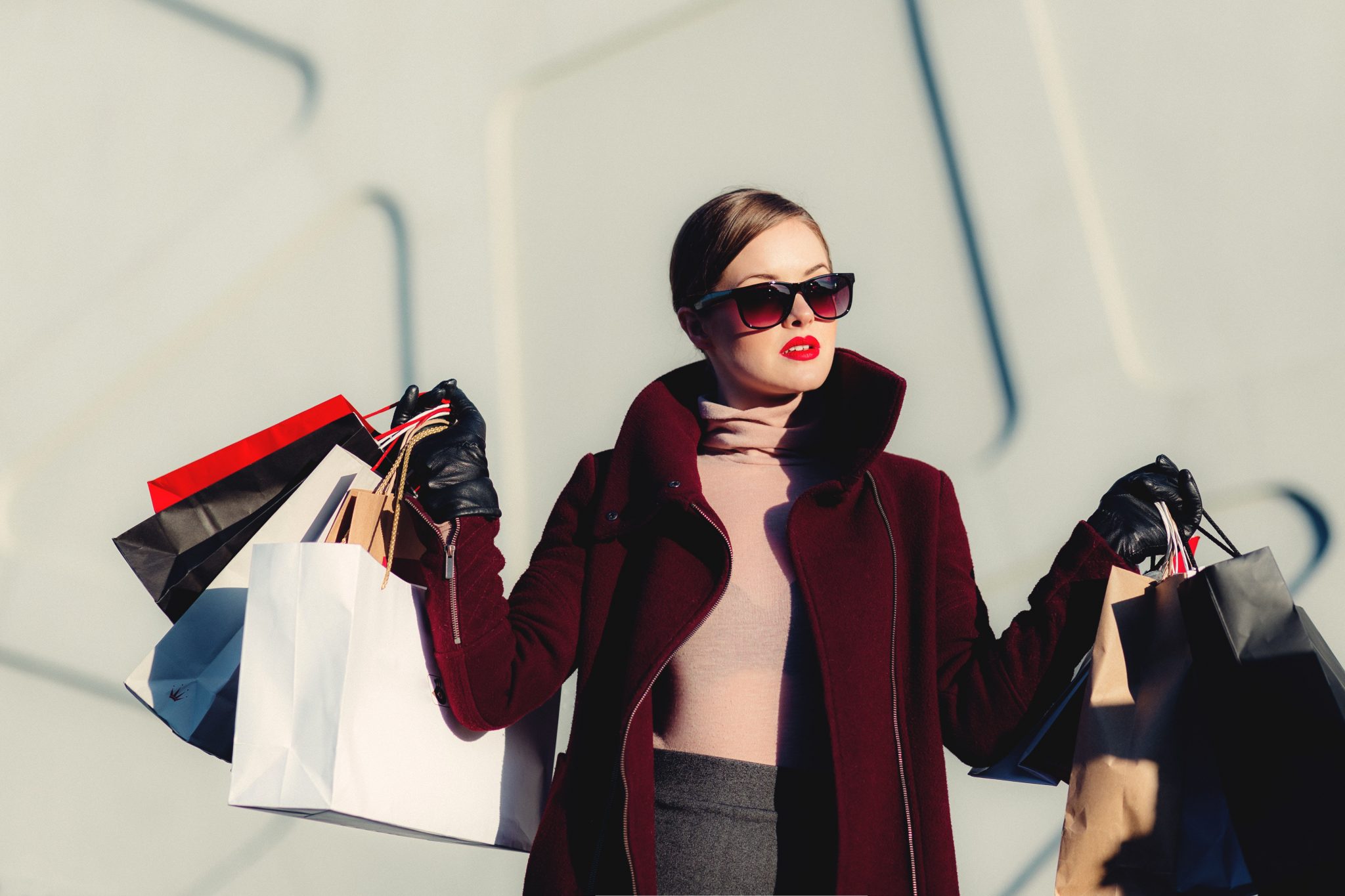Balenciaga aceptará pagos en Bitcoin y otras criptomonedas
