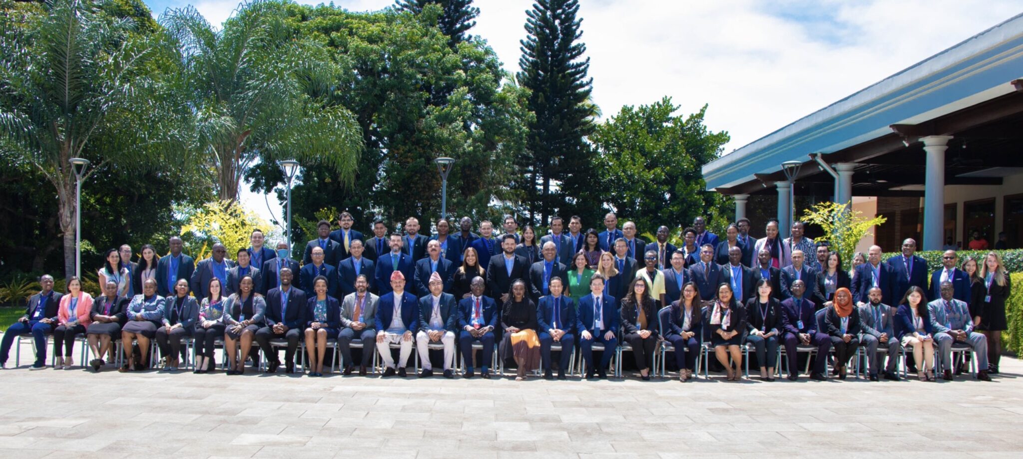 cumbre bancos centrales el salvador