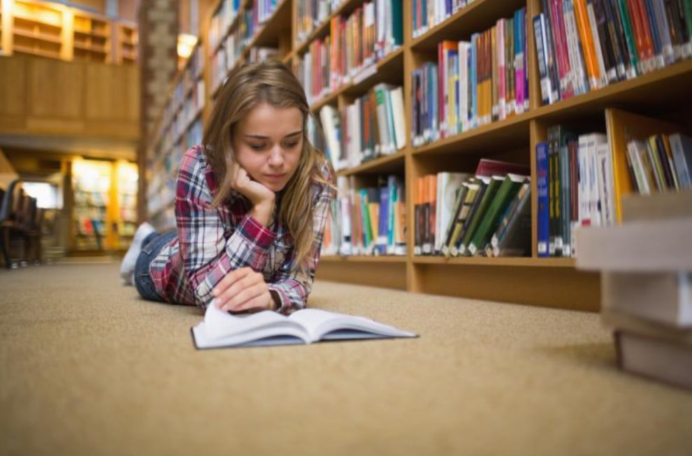 Pearson Education utilizará NFT para controlar las ventas de sus libros usados