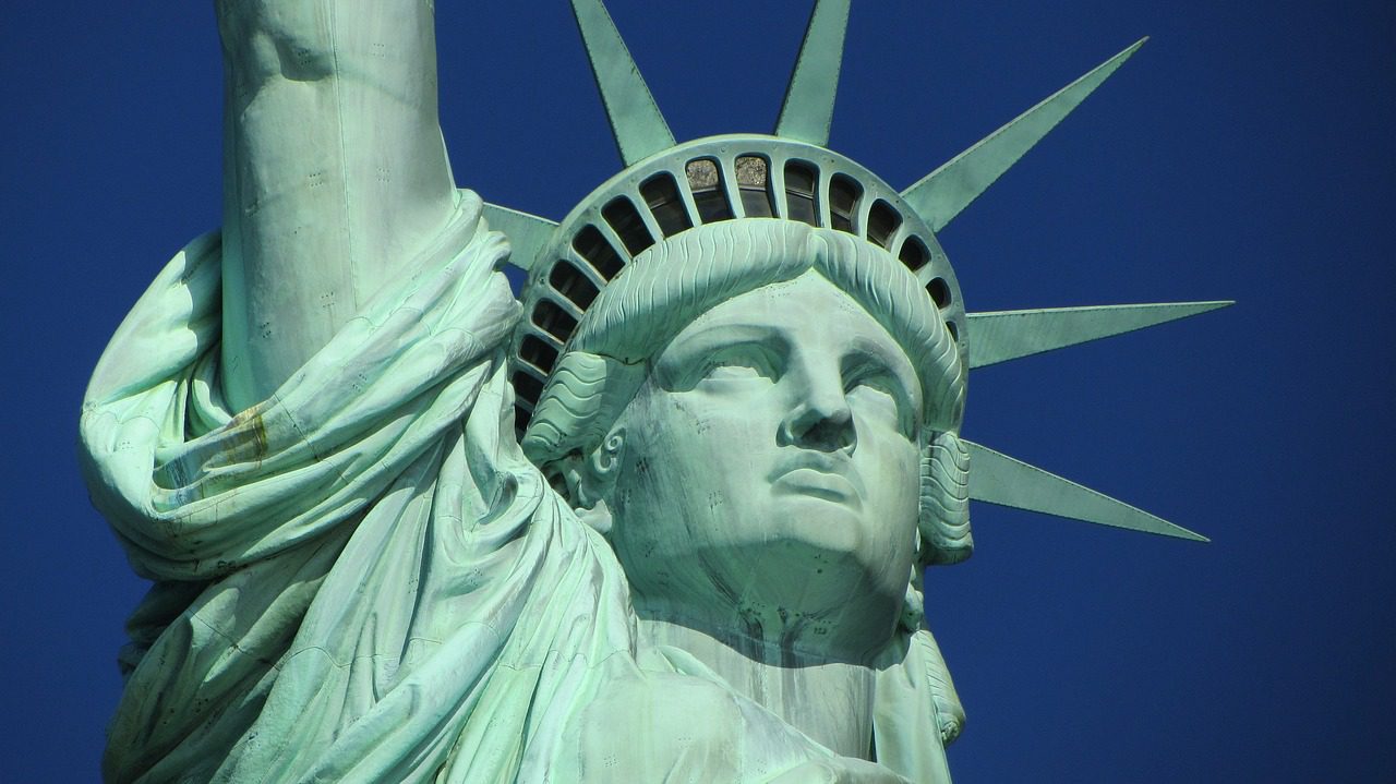 La Fed habilitará micropagos con tecnología blockchain de Hedera