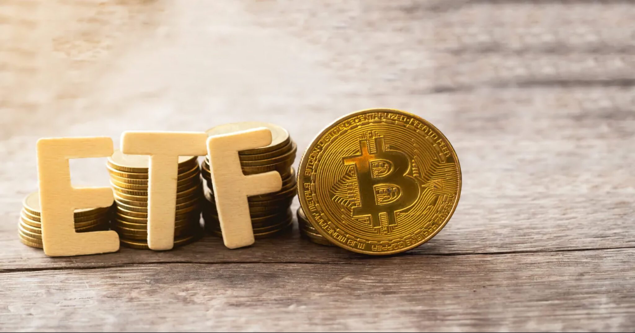 Ganadores y perdedores del primer día de los ETF de bitcoin