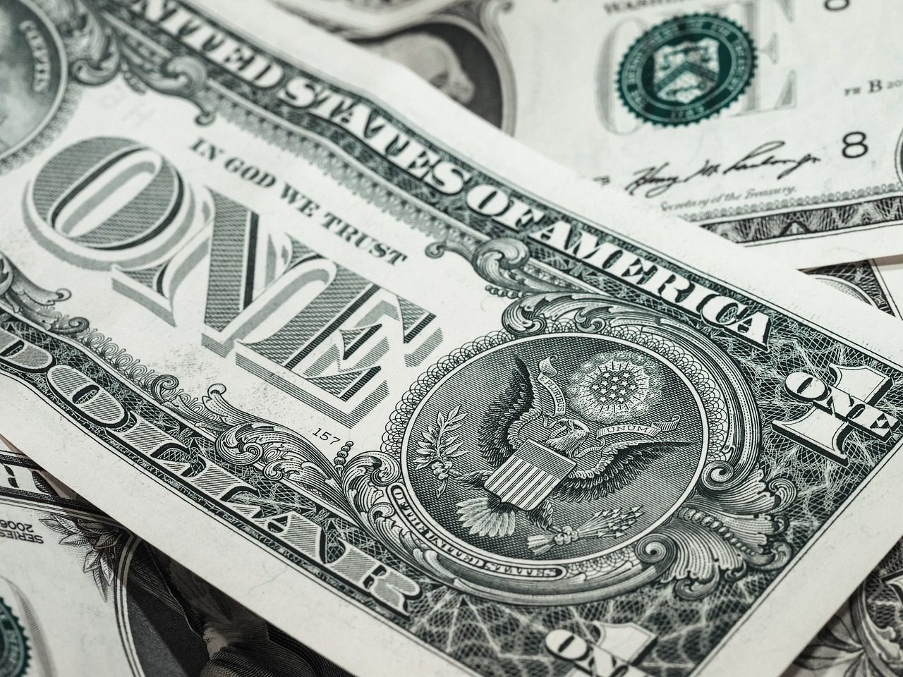 A diferencia de Europa, a EEUU le interesa una ley pro stablecoins
