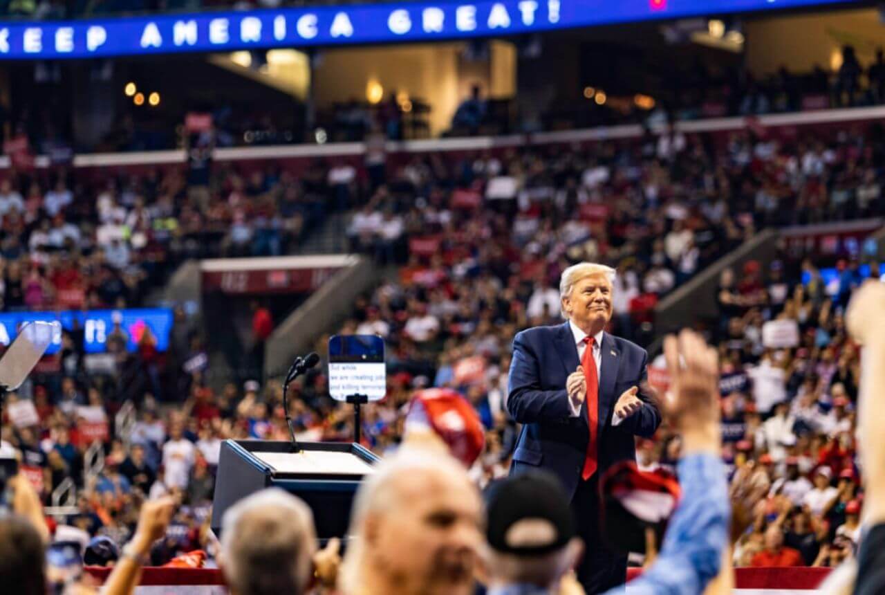 Donald Trump ahora acepta criptomonedas para su campaña presidencial