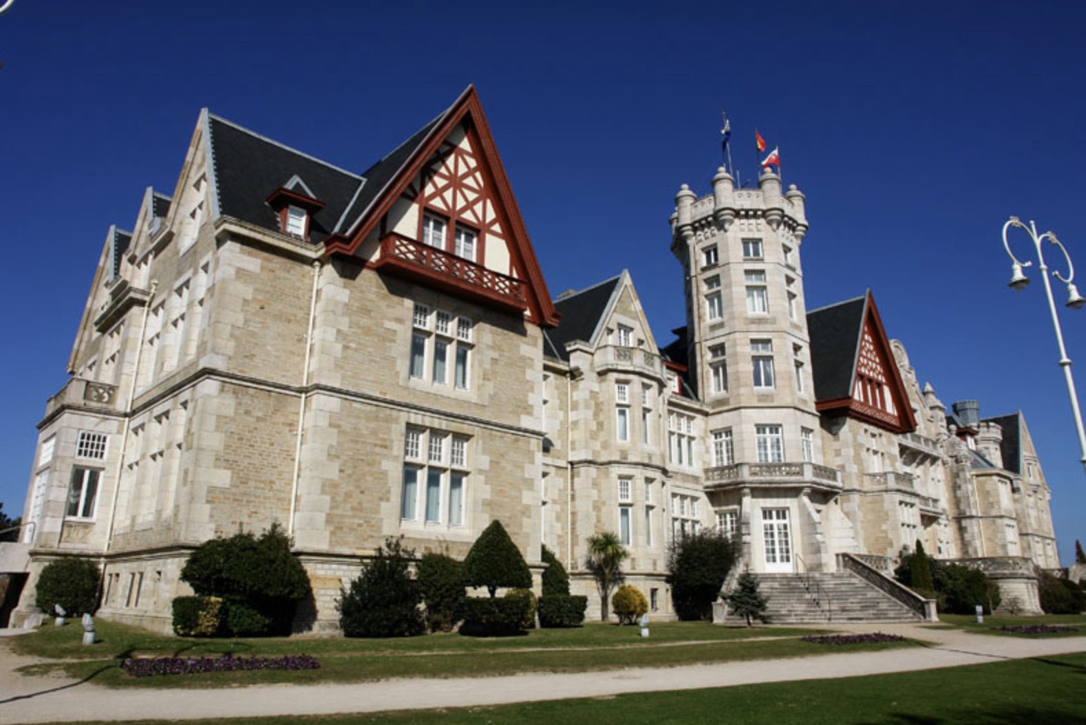 CNMV abordará el reto de los criptoactivos en un curso de la UIMP
