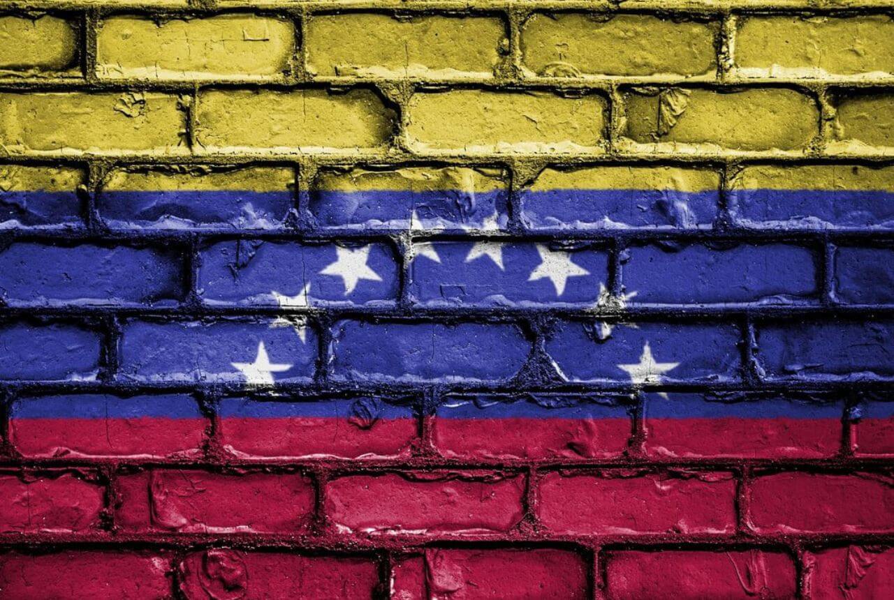 Maduro dice que Venezuela retomará el uso de criptomonedas