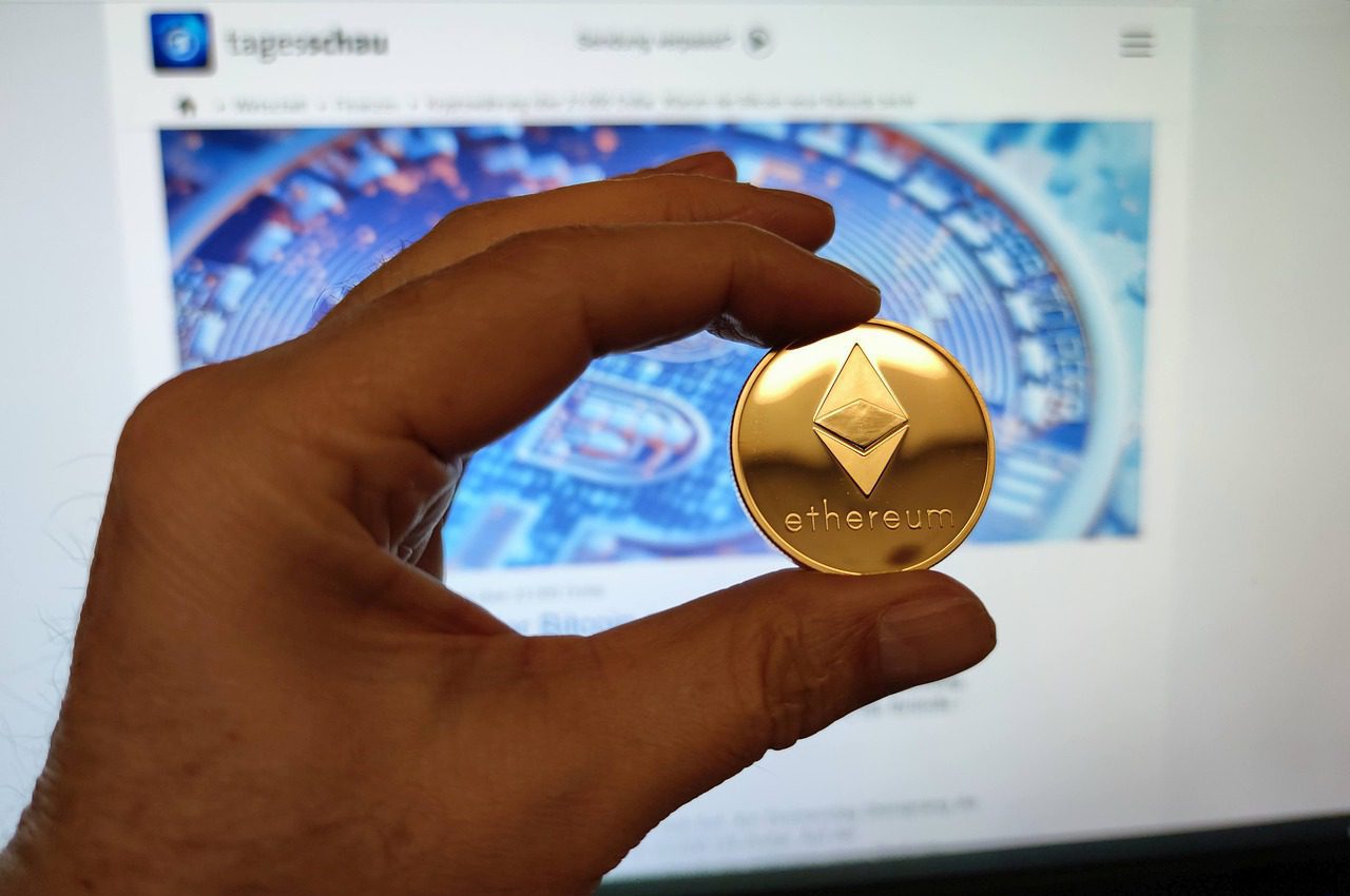 titulares cripto del día
