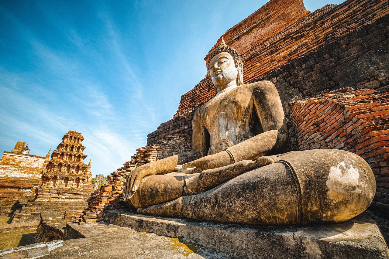 Tailandia autoriza las stablecoins USDT y USDC para invertir en cripto