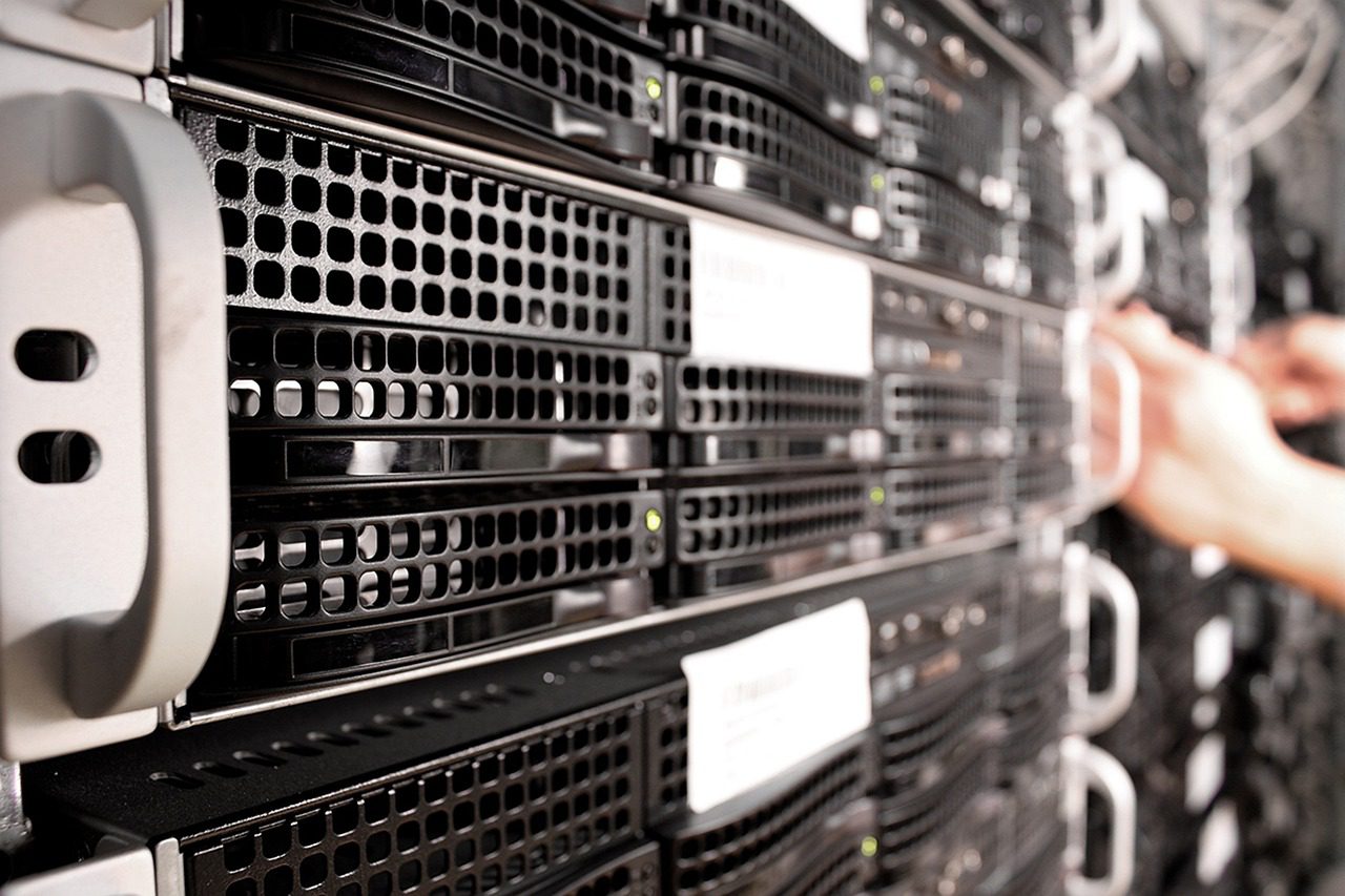 Monero responde al asedio de Qubic con presuntos ataques DDoS