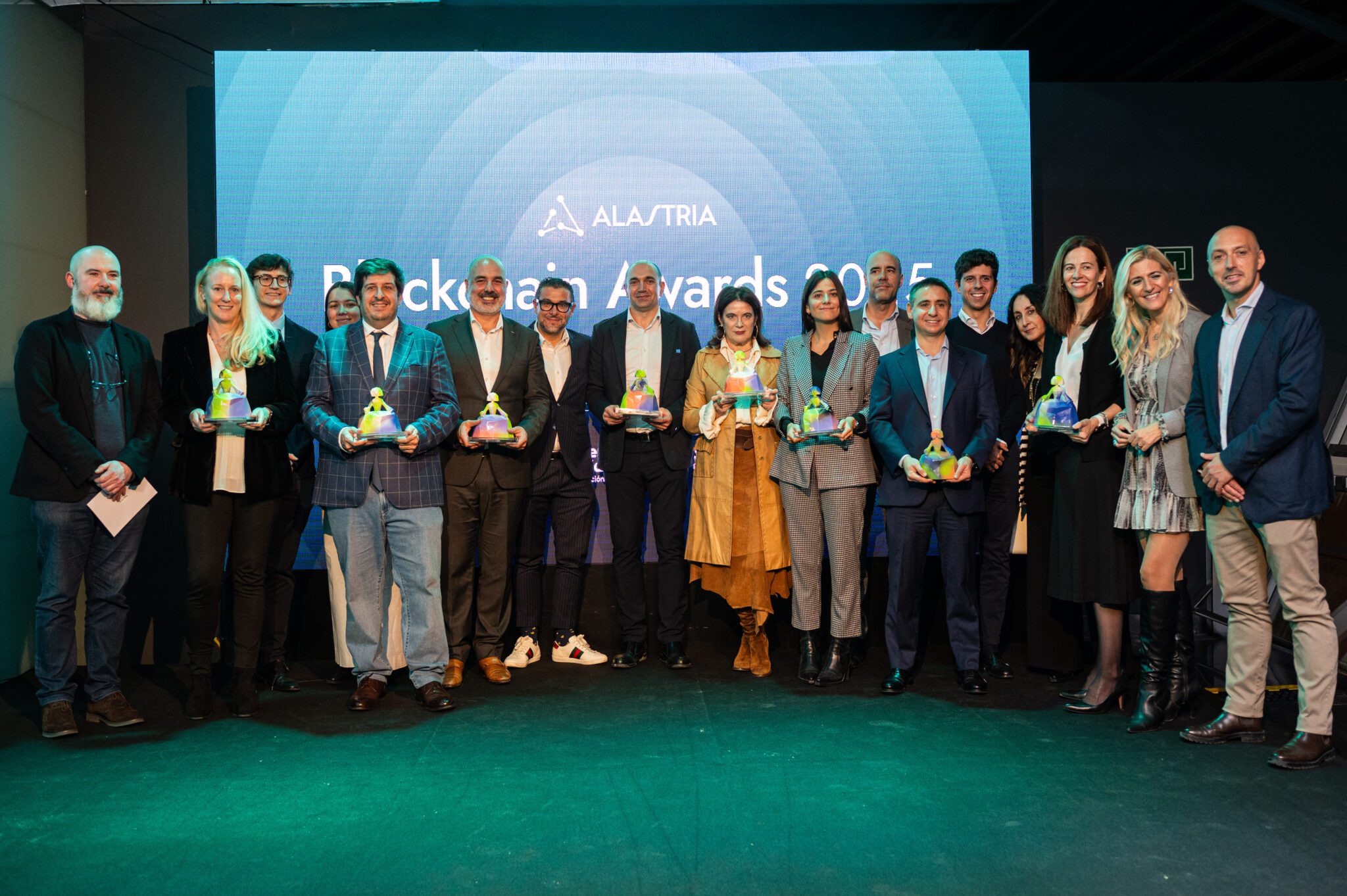 Fujitsu, Izertis, Prosegur y Observatorio Blockchain, premiados Alastria 2025