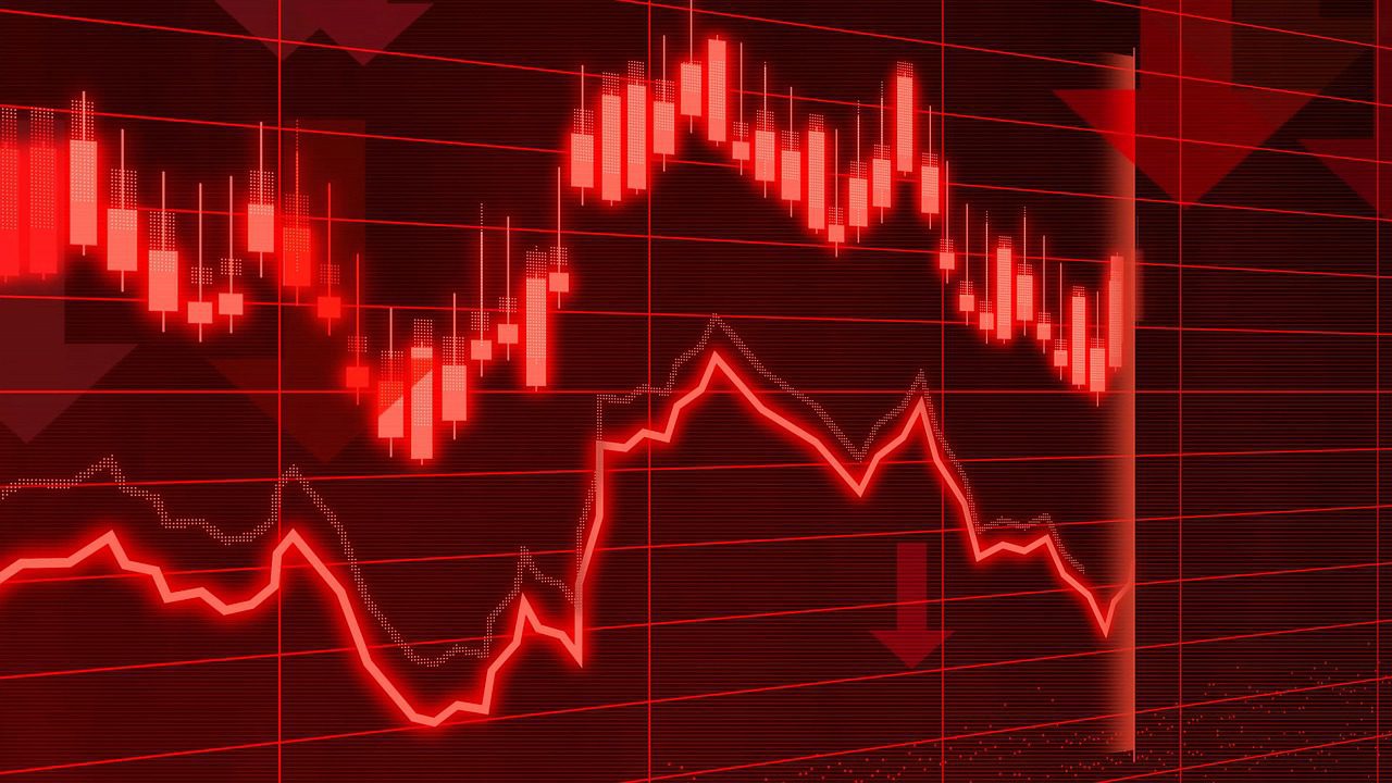 El precio de Solana cae un 50% en un año mientras aumenta su centralización