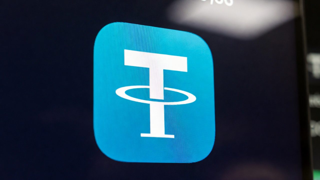 Reuters pone en duda la estabilidad de Tether tras la caída de sus reservas críticas